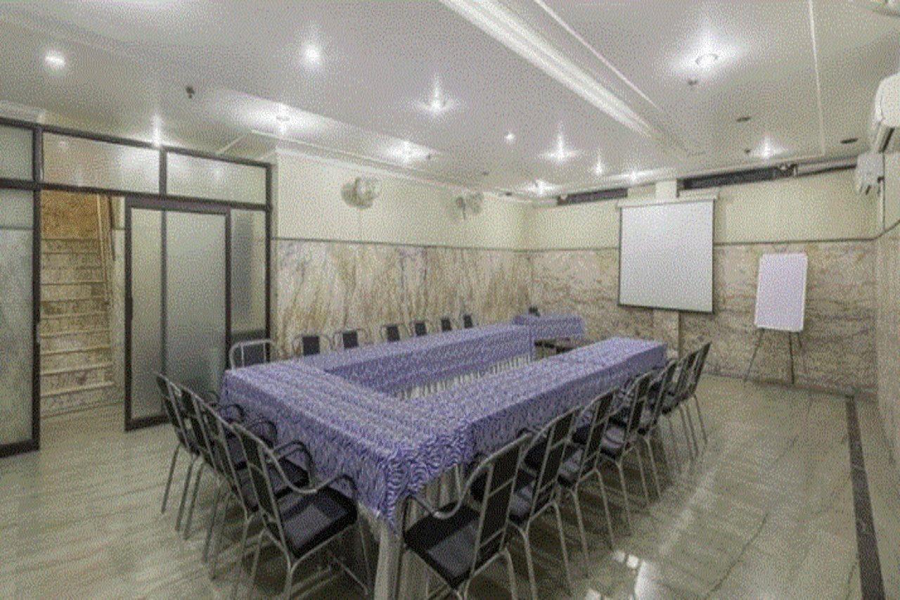 Treebo Trend Singh Sons Karol Bagh Hotel New Delhi Exterior photo