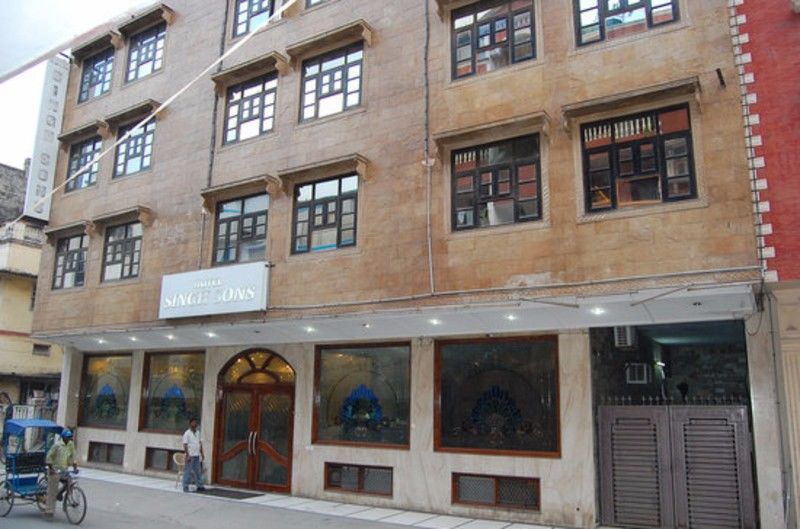 Treebo Trend Singh Sons Karol Bagh Hotel New Delhi Exterior photo